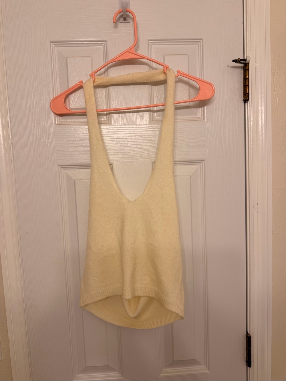 Le Lis Collection Cream Knit Halter Top, Size M